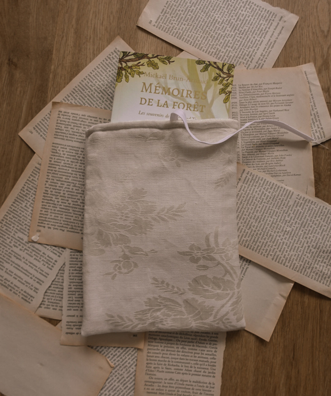 Pochette de livre réversible Bloomshire