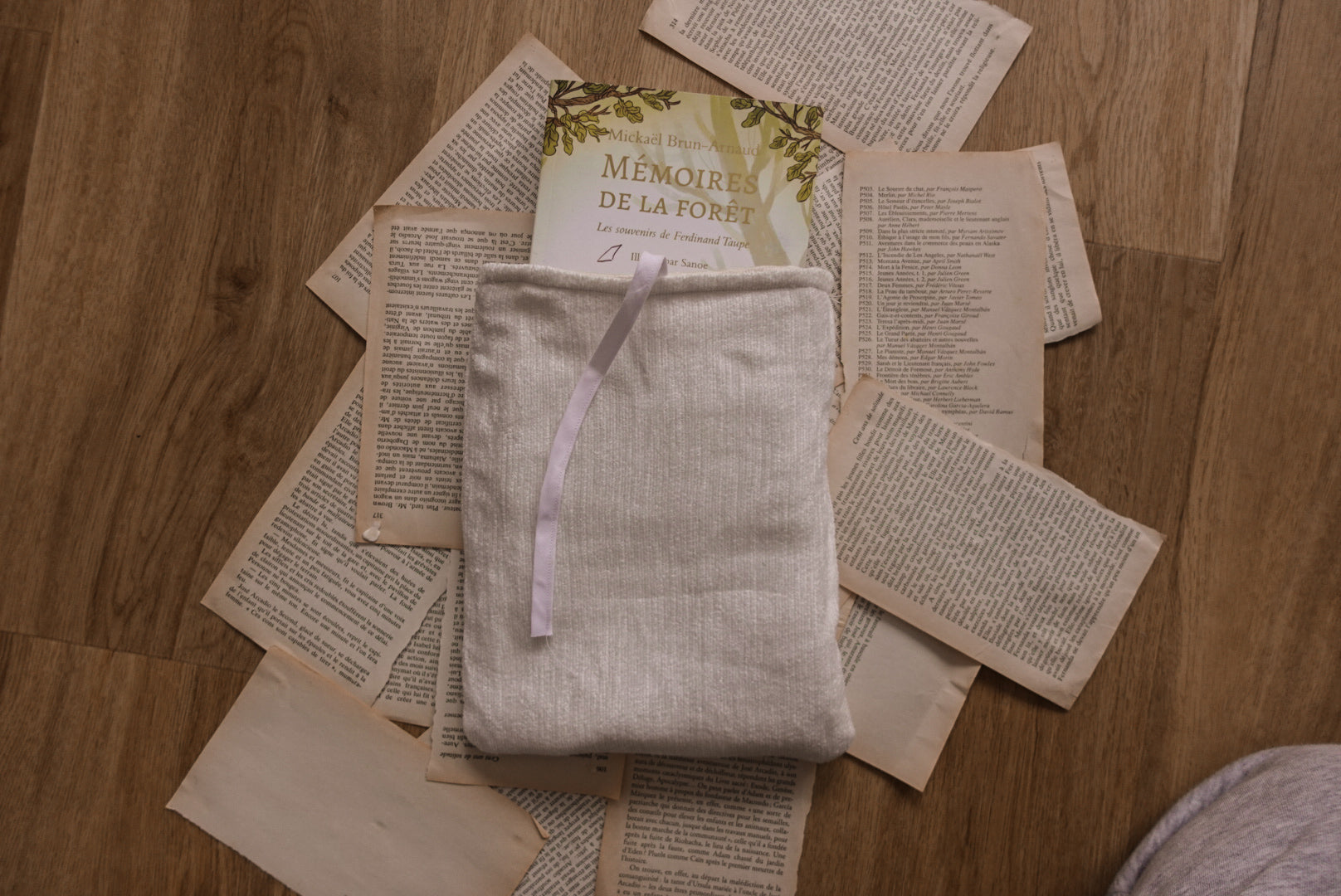 Pochette de livre réversible Bloomshire