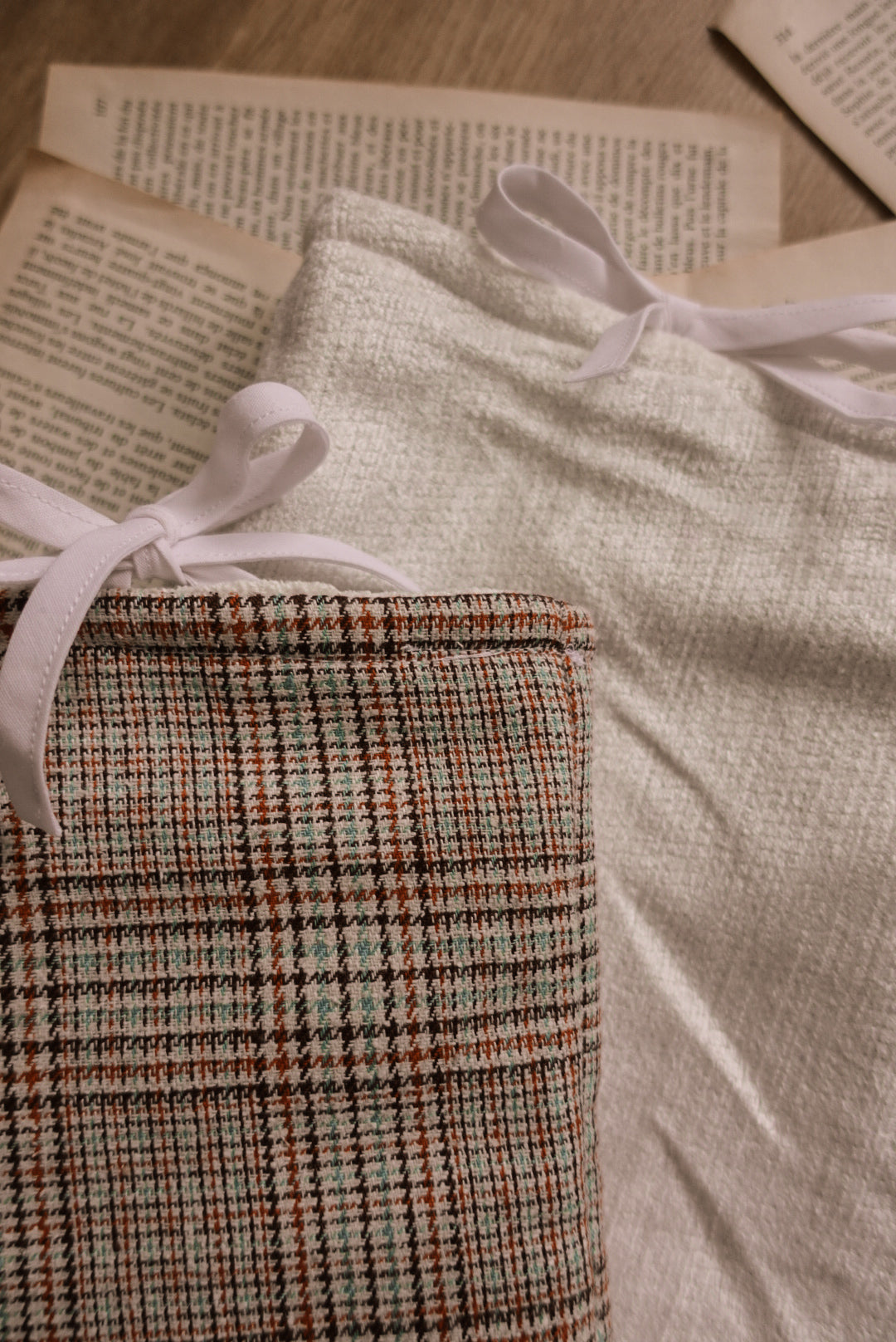 Pochette de livre réversible Westbridge